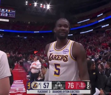 开云电脑版-艾顿遭驱逐，湖人vs火箭激战未现横扫|NBA|体育赛事讨论|休斯敦火箭队|德安德烈·艾顿|洛杉矶湖人队_新浪体育_新浪新闻